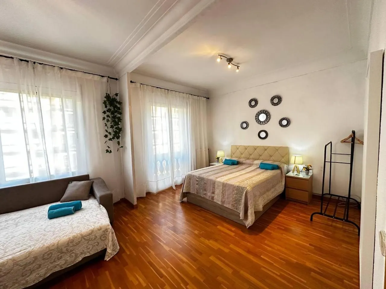 Bed & Breakfast Rooms Argo Barcelona